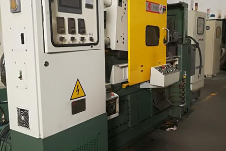 熱室壓鑄機安裝壓鑄模具時需注意什么？